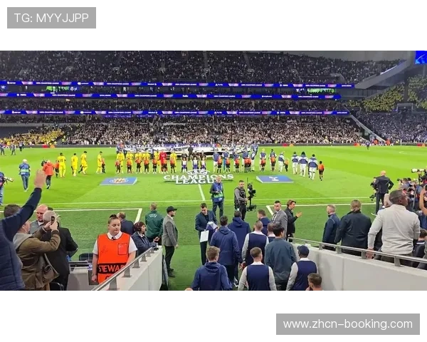 多特蒙德主场启用新照明系统，赛前灯光秀致敬欧冠历史